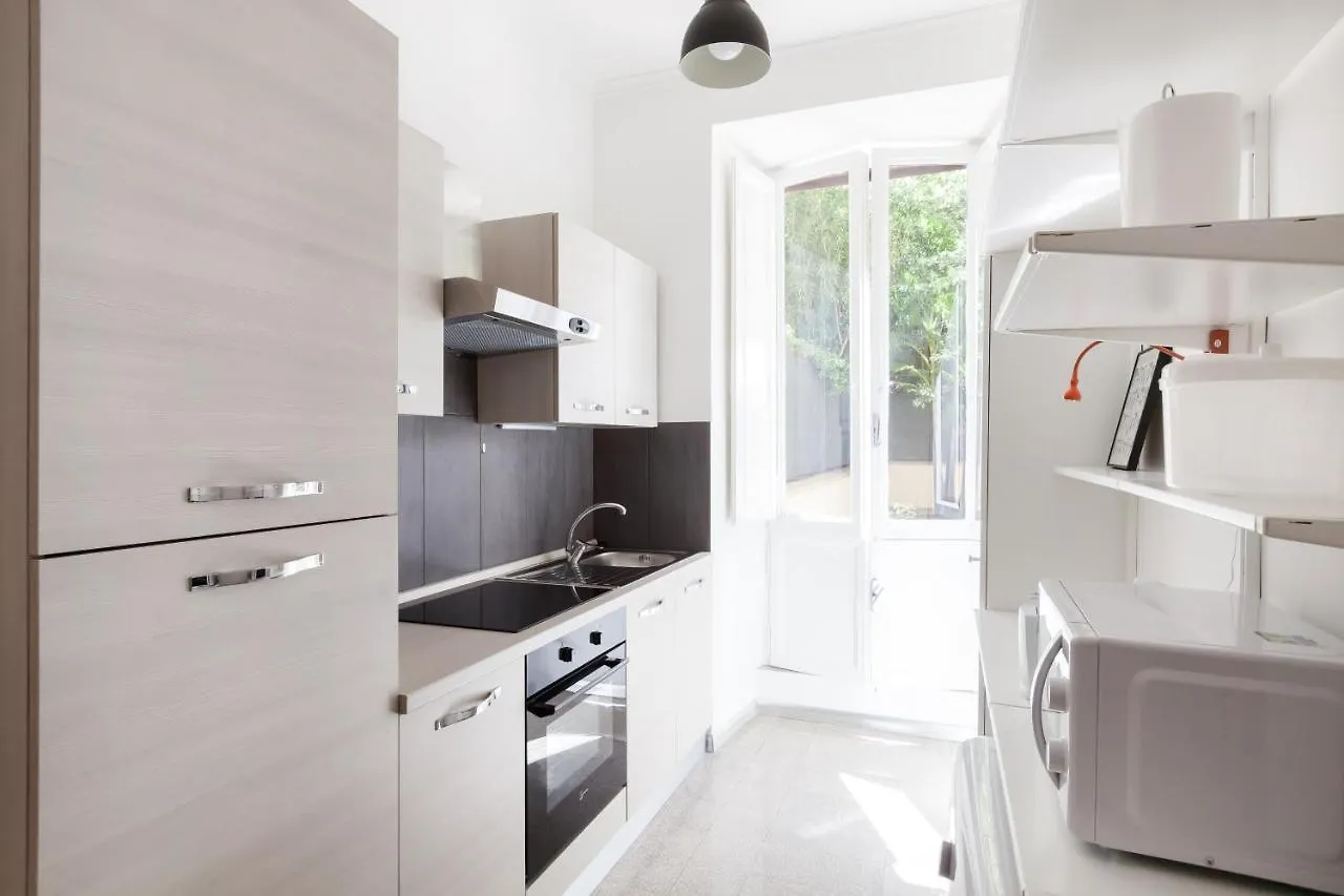 Apartment With Large Garden By The Vatican Rome Italy