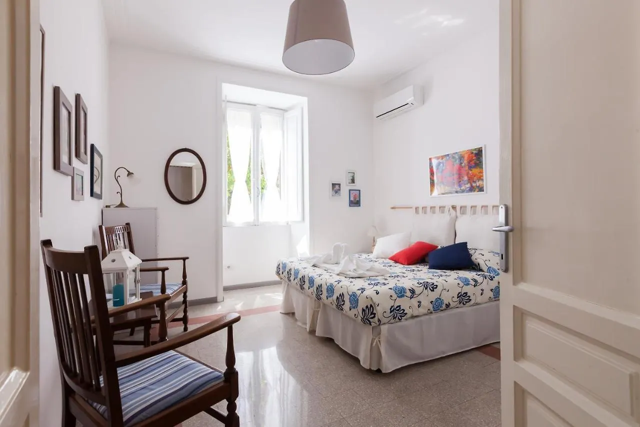Apartment With Large Garden By The Vatican Rome Italy