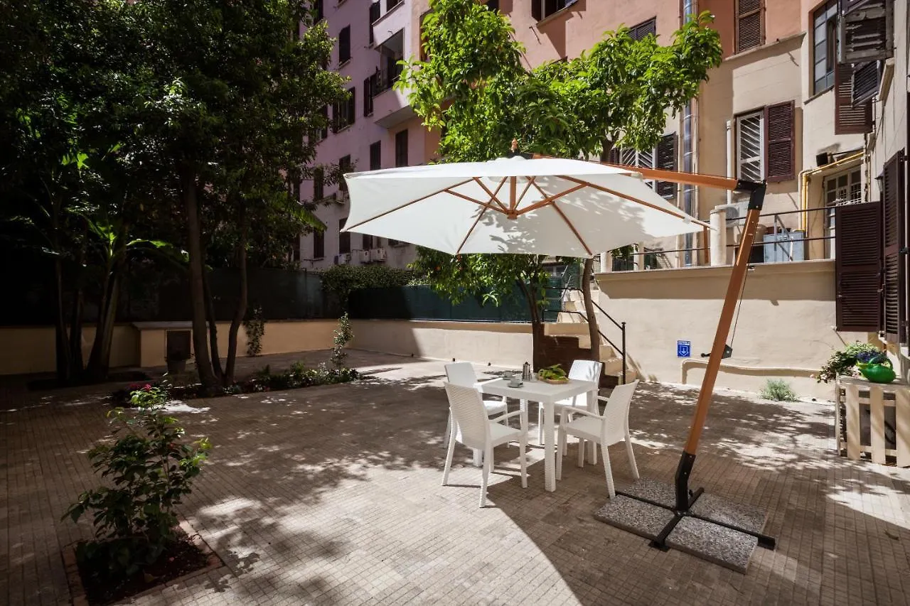 Apartment With Large Garden By The Vatican Rome